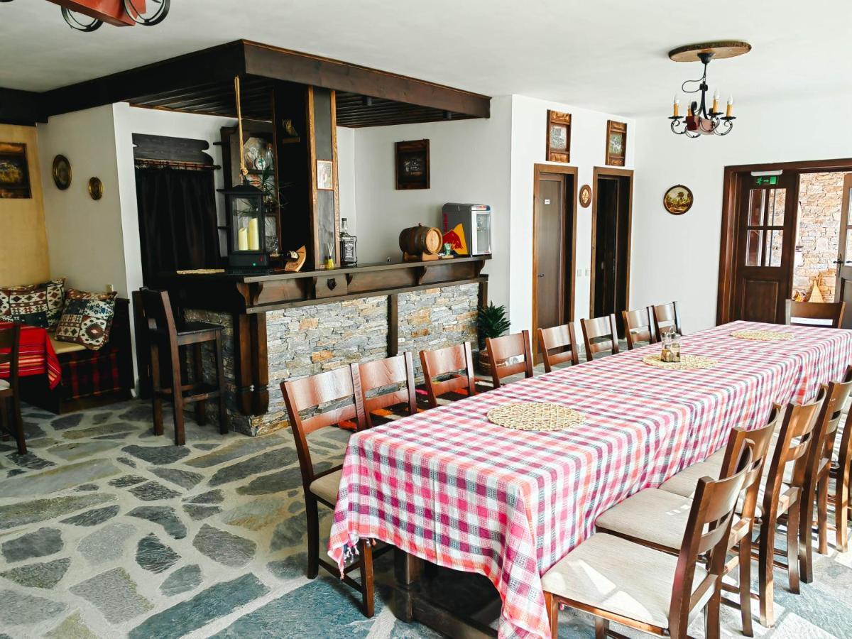 Rimovata Kashta Guest House Leshten Luaran gambar