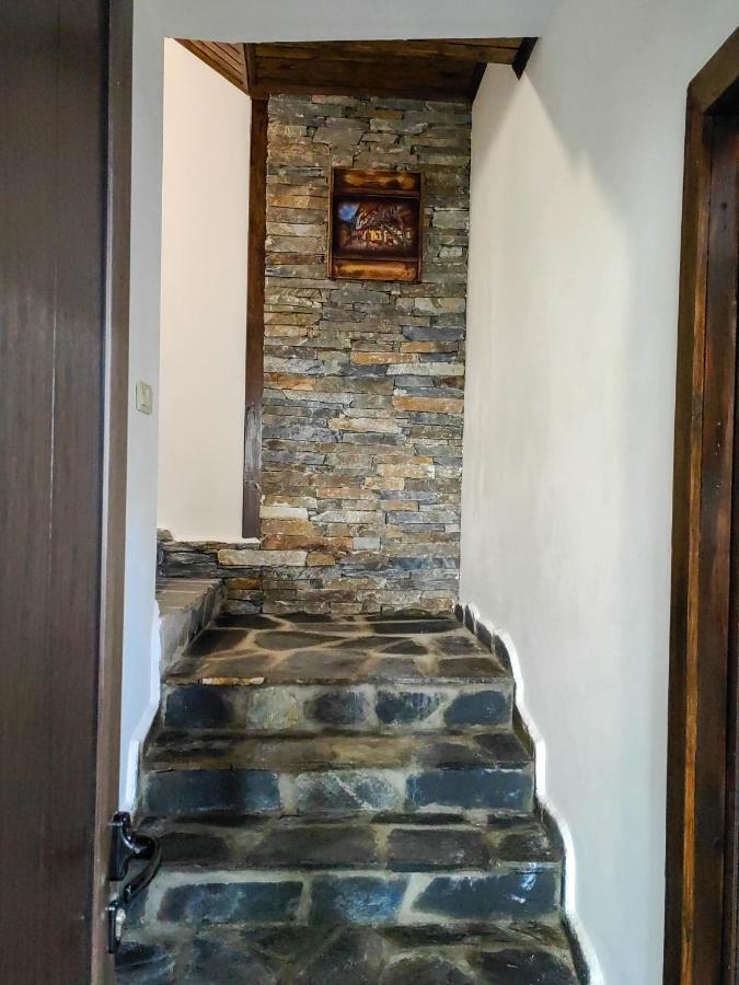 Rimovata Kashta Guest House Leshten Luaran gambar