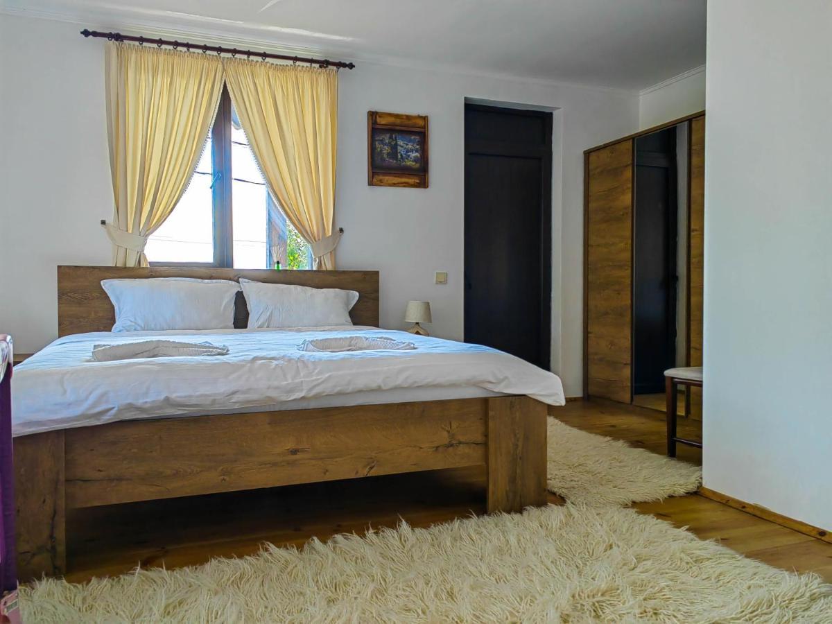 Rimovata Kashta Guest House Leshten Luaran gambar